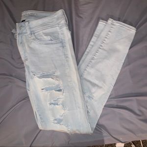 Shredded American eagle skinny jeans